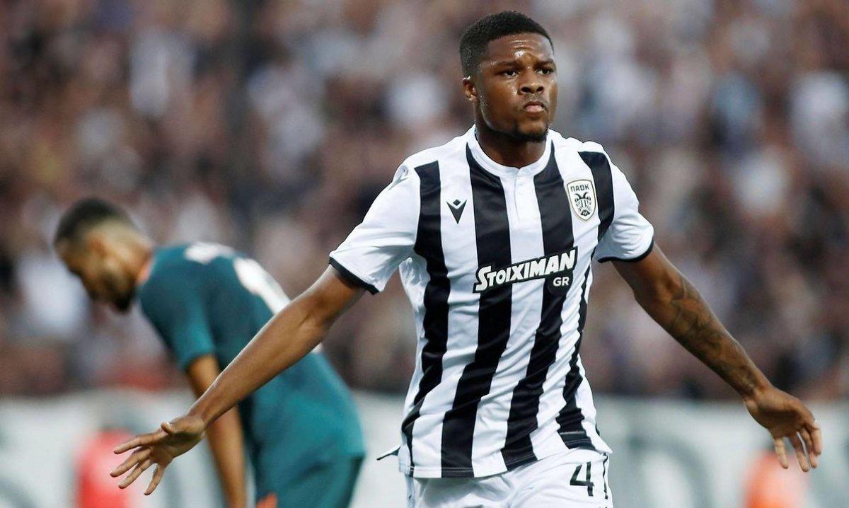 Beşiktaş'ın forvet adayları: Kalinic, Dyego Sousa ve Akpom