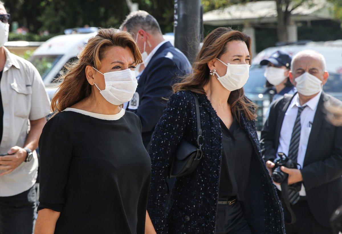 Suna Kıraç son yolculuğuna uğurlandı