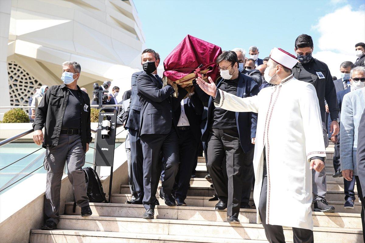 Suna Kıraç son yolculuğuna uğurlandı