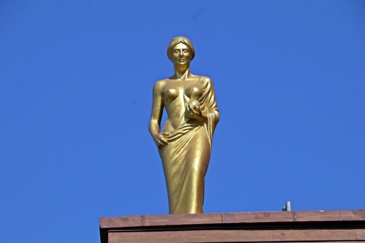 Antalya Altın Portakal Film Festivali için 57 Venüs heykeli dikildi