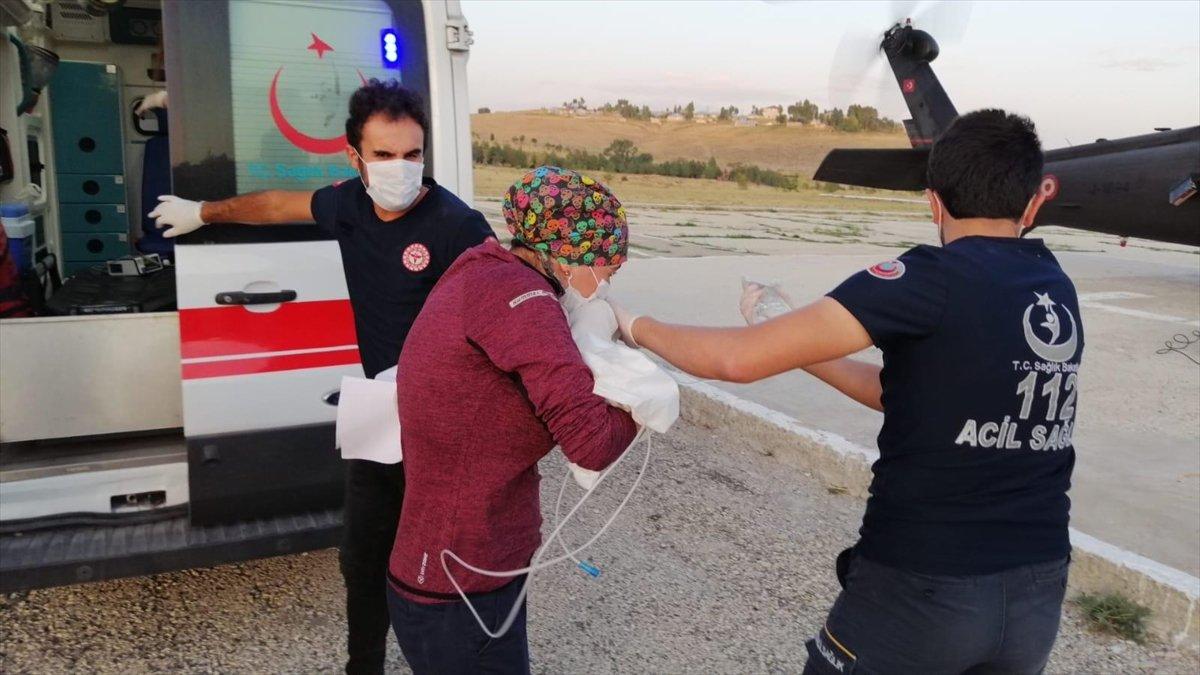 Van'da solunum sıkıntısı çeken yeni doğan bebek için seferber oldular
