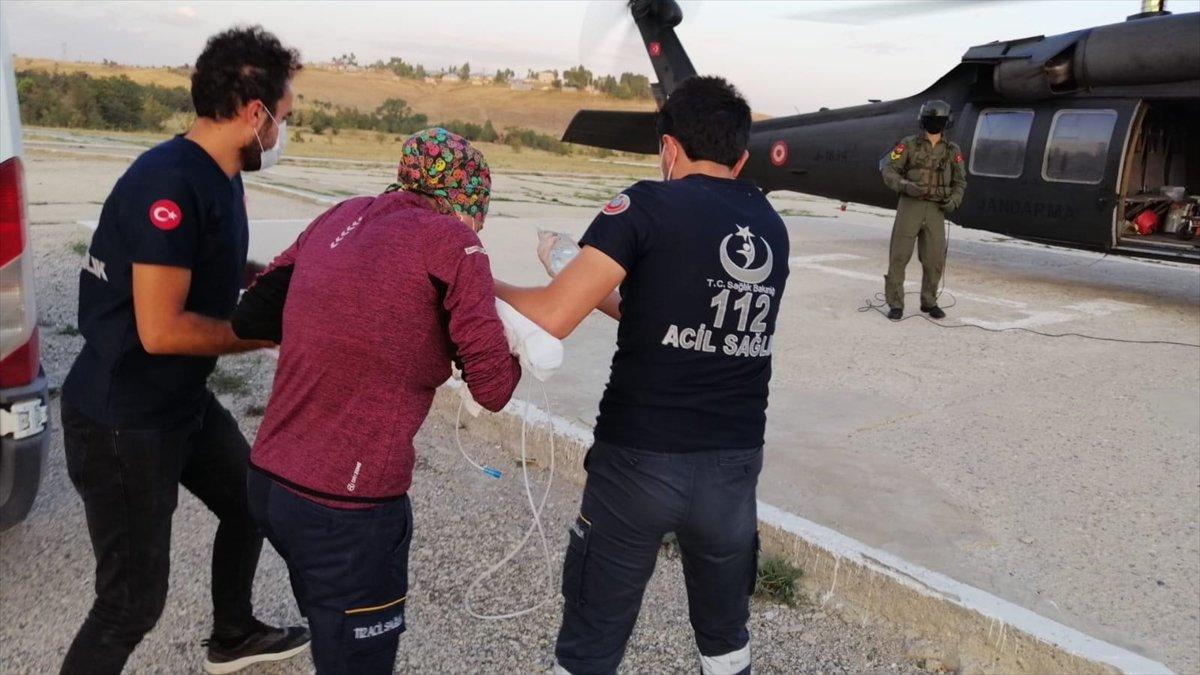 Van'da solunum sıkıntısı çeken yeni doğan bebek için seferber oldular