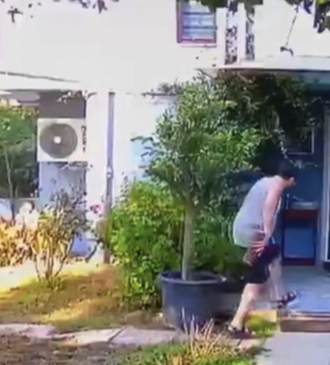 Halil Sezai: Odun parçasını şaka amacı ile kendisine uzattım