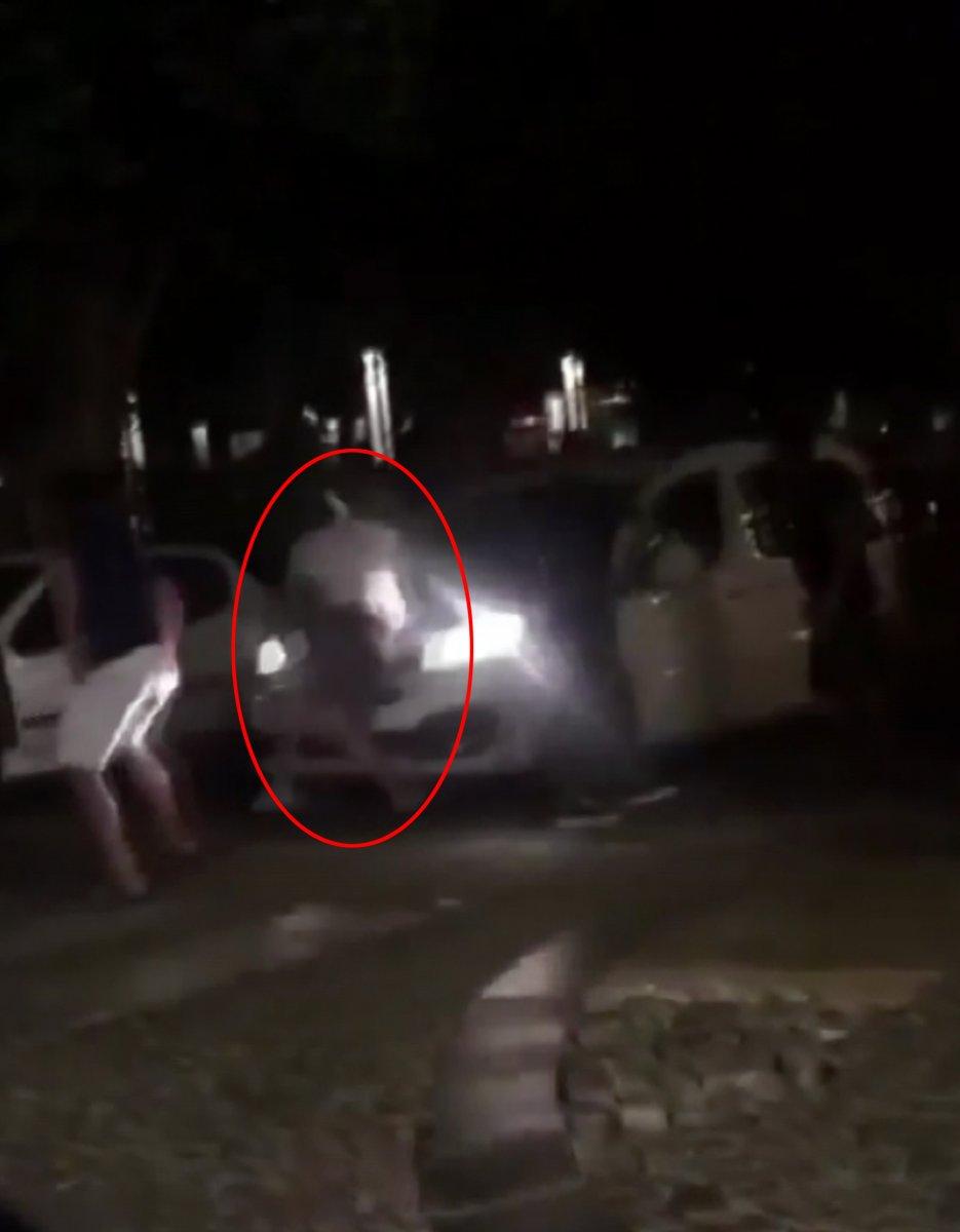 Antalya'da kavgaya tutuşan şahıslardan birine otomobil çarptı