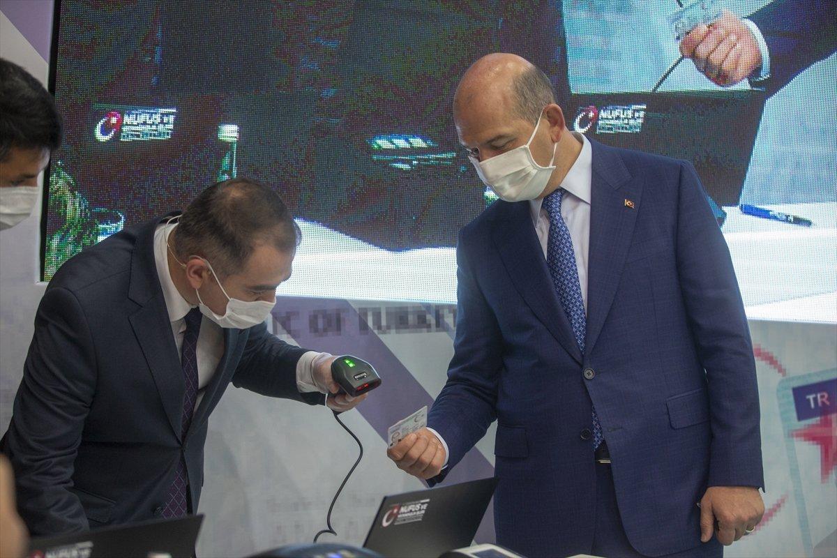 İçişleri Bakanı Süleyman Soylu'dan çipli kimlik kartı açıklaması