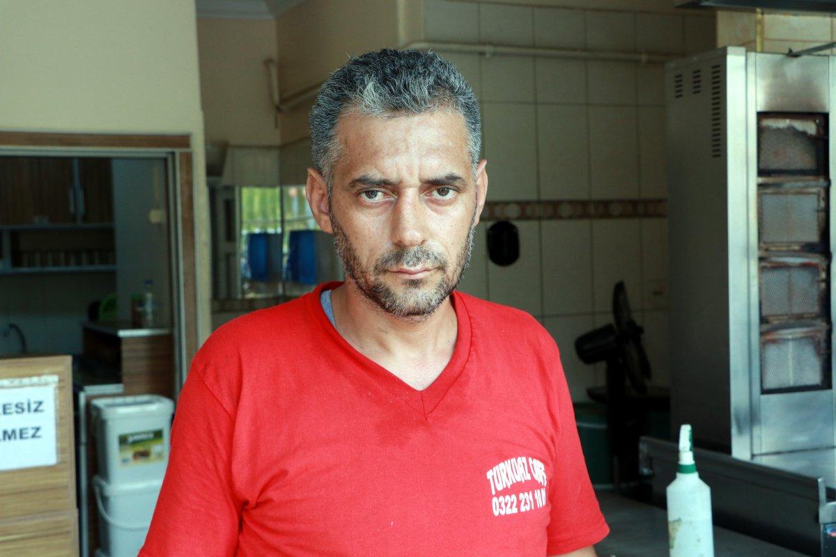 Adana'da telefon ile döner siparişi veren müşteri iş yerini bastı