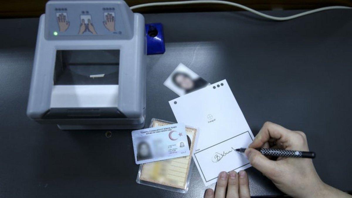 İçişleri Bakanı Süleyman Soylu'dan çipli kimlik kartı açıklaması