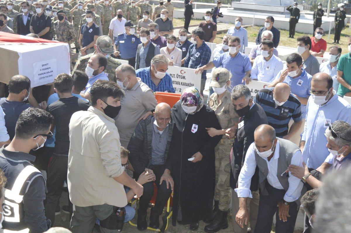 Şehit Teğmen Harun Aslan, son yolculuğuna uğurlandı