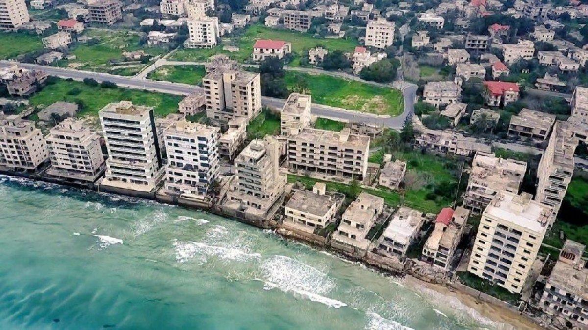 Fransız bakan Kıbrıs üzerinde keşif uçuşu yaptı