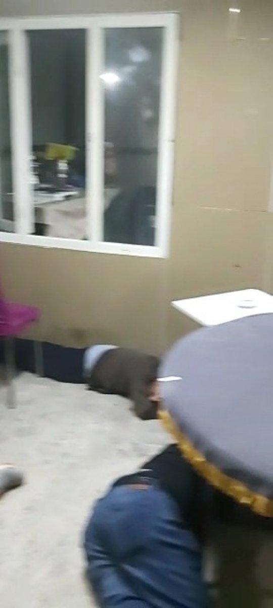 Bursa'da koronaya aldırış etmeden portatif çadır kurup kumar oynadılar