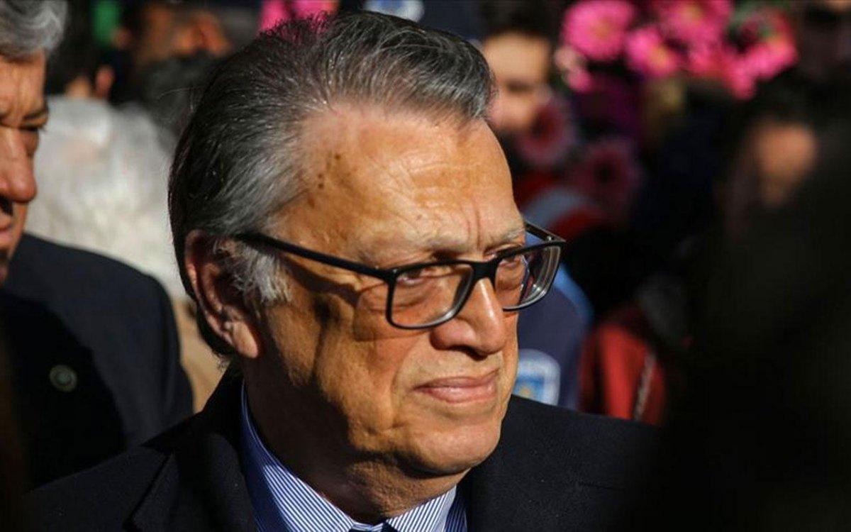 Mesut Yılmaz hastaneye kaldırıldı