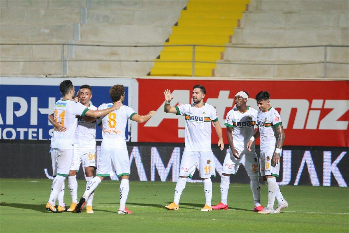 Alanyaspor, evinde Kayserispor'u yendi