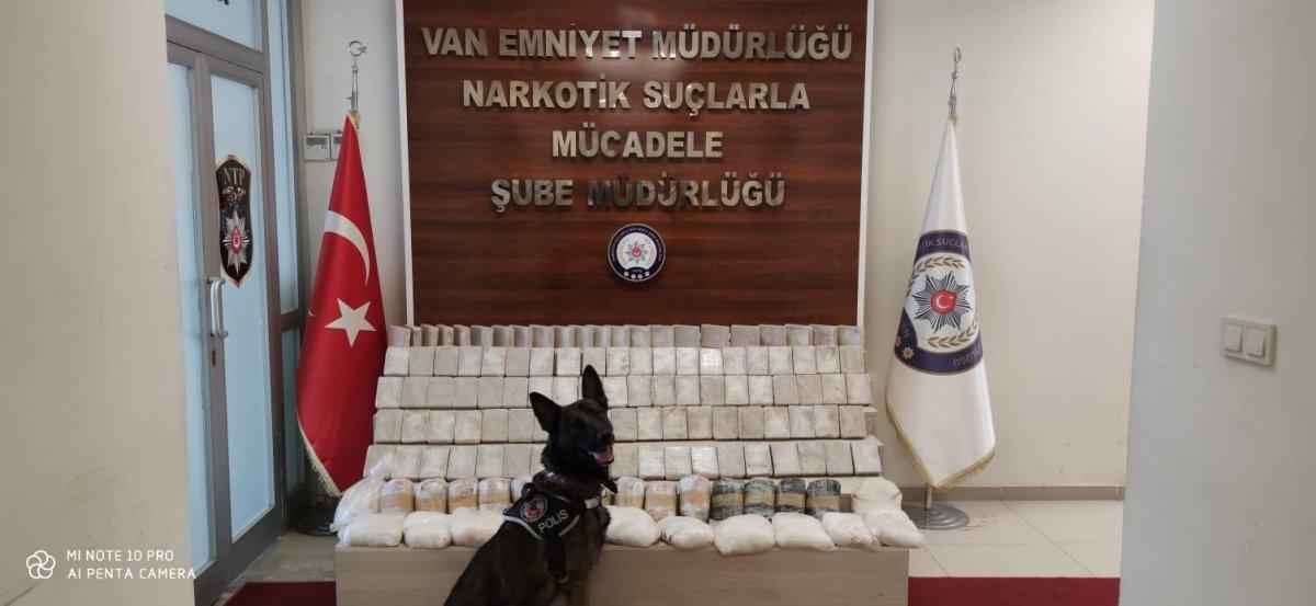 Van'da 78 kilo uyuşturucu ele geçirildi