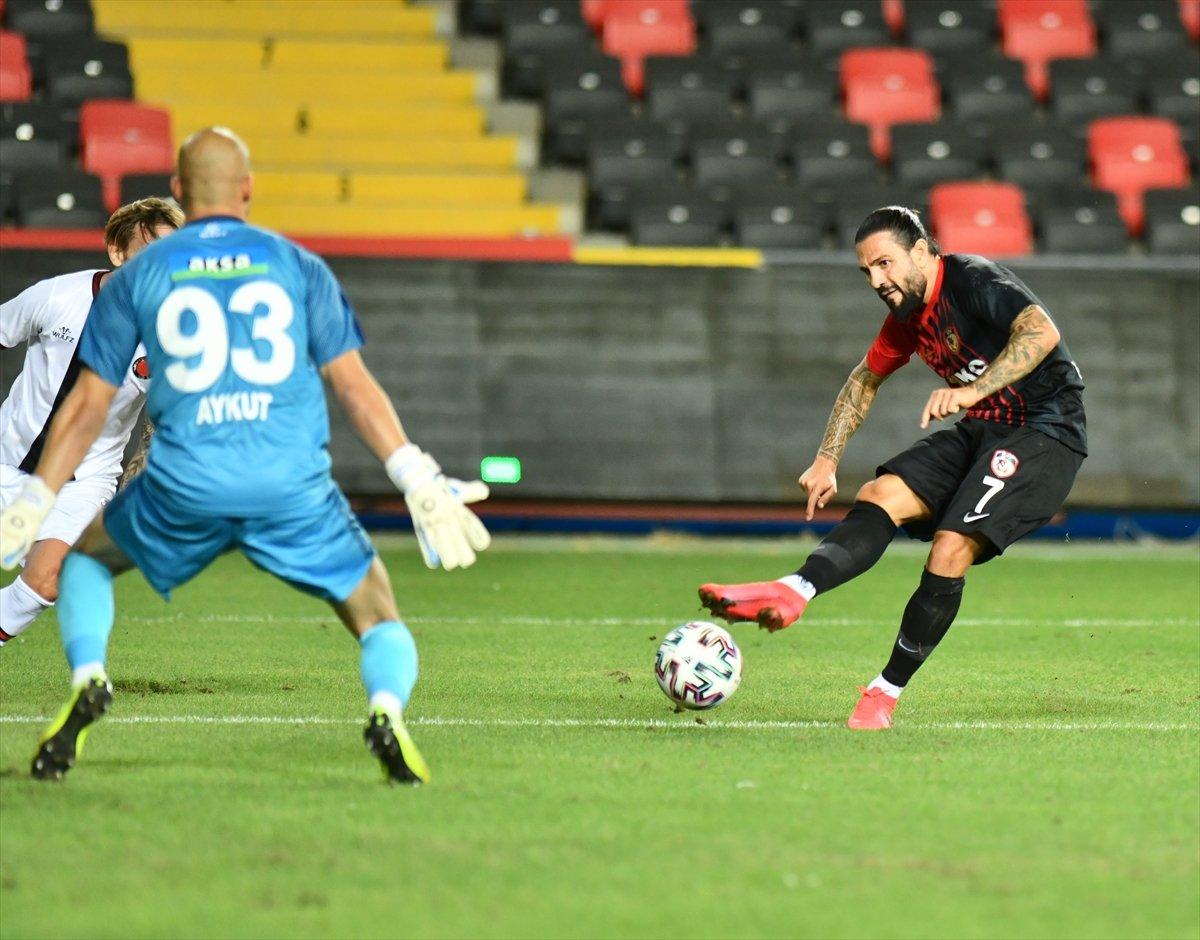 Fatih Karagümrük ve Gaziantep FK yenişemedi