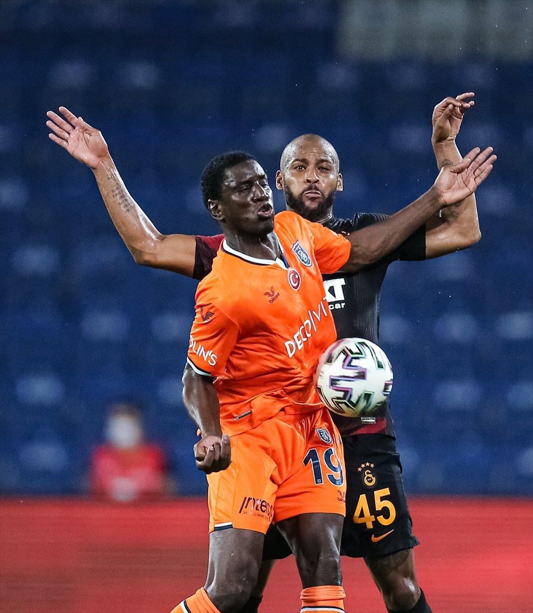 Galatasaray son şampiyon Başakşehir'i devirdi