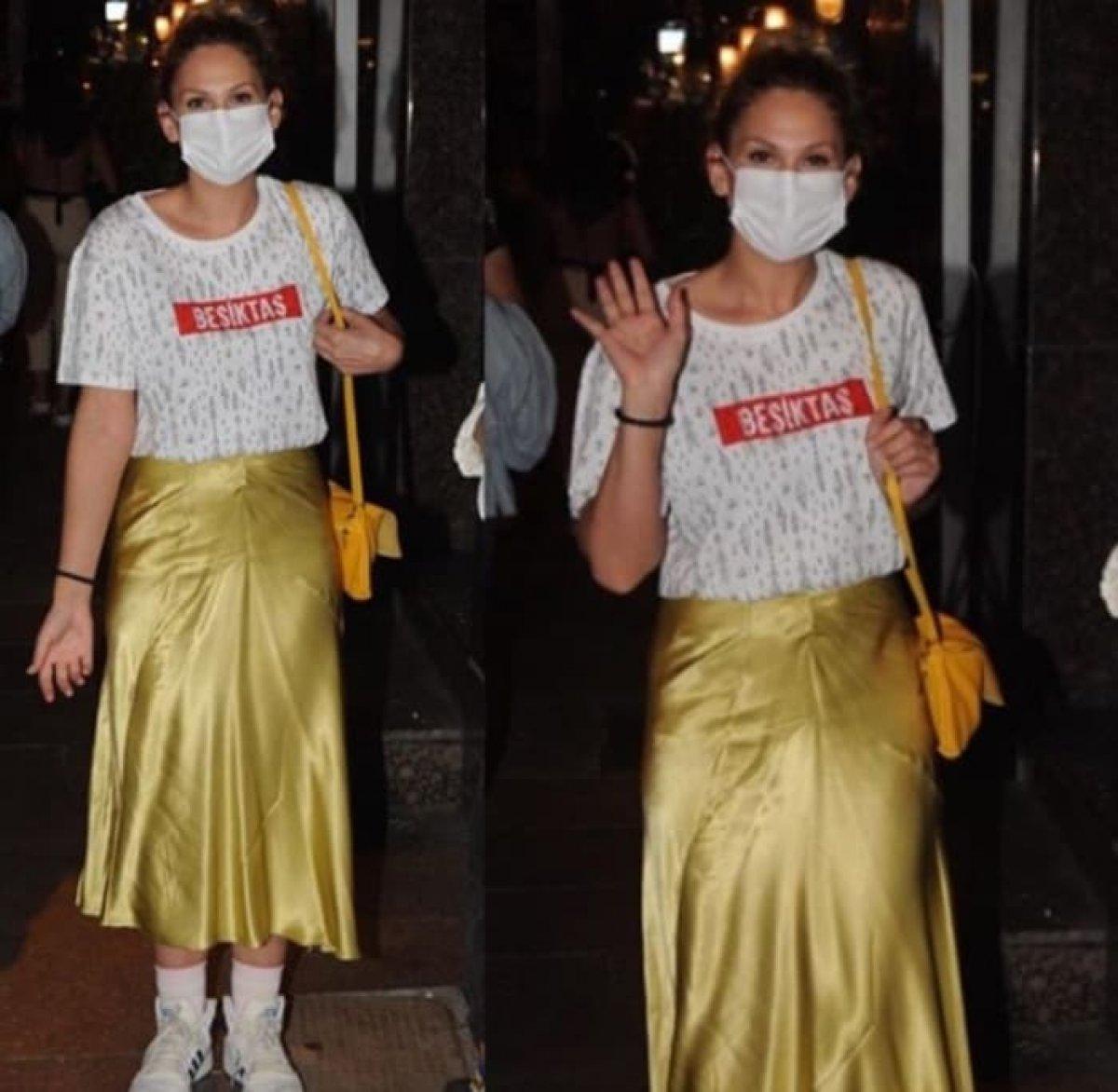 Farah Zeynep Abdullah: Ayıptır