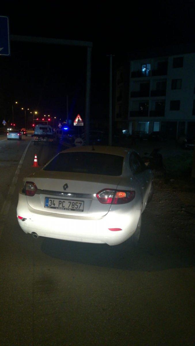 Düzce’de motosiklet otomobile çarptı, genç kadın öldü