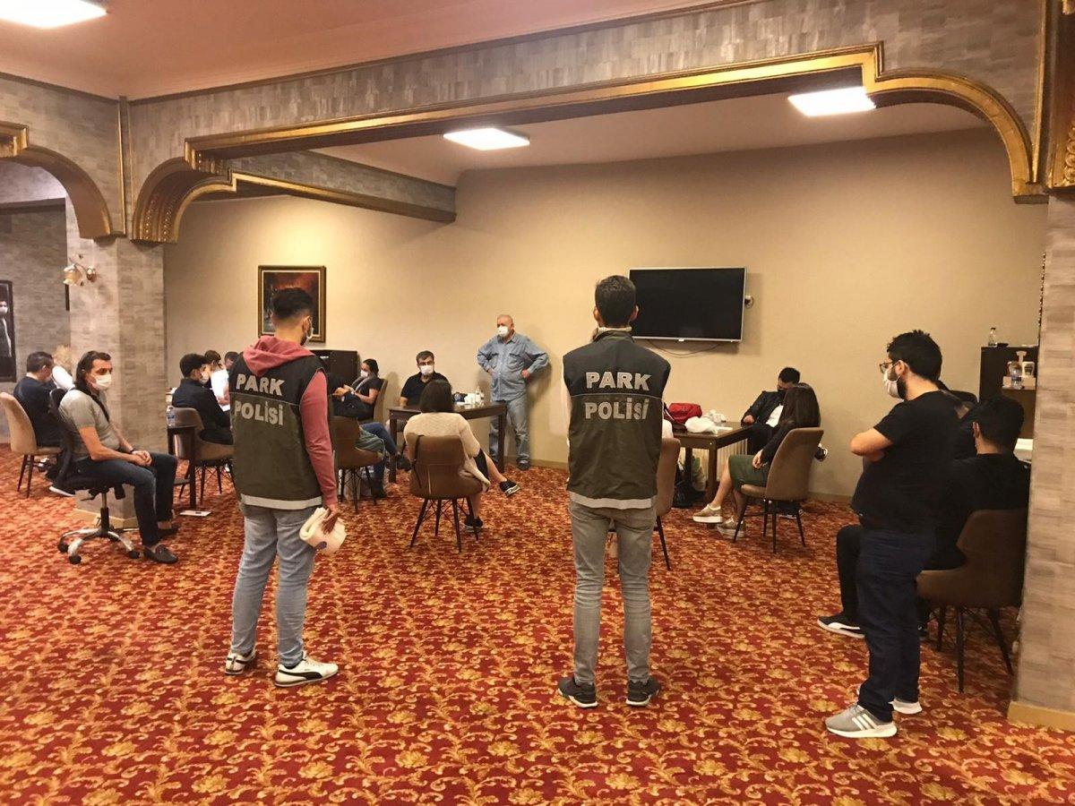 Küçükçekmece'de dernekte kumar oynayanlara 50 bin TL ceza