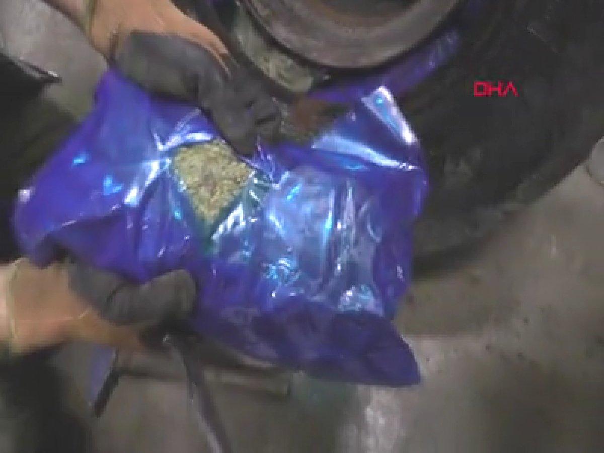 Kapıkule ve Hamzabeyli'de 4,5 milyon liralık uyuşturucu ele geçirildi