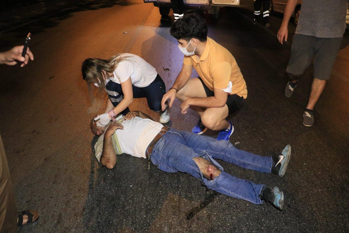 Adana'da 2 motosiklet çarpıştı