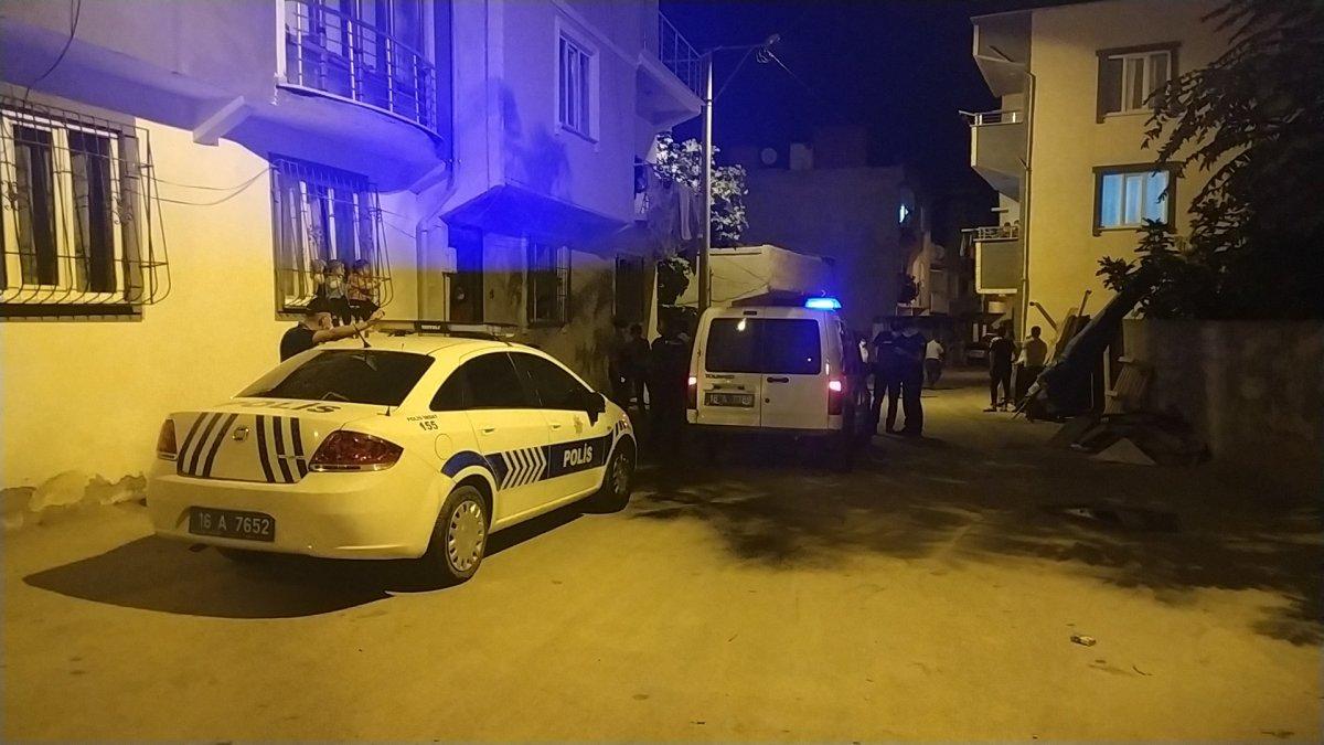 Bursa'da halay çekilen düğünü polis bastı