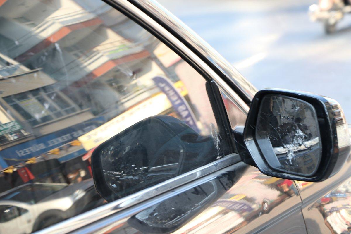 Mersin'de arabaya zarar veren kişi yakalandı