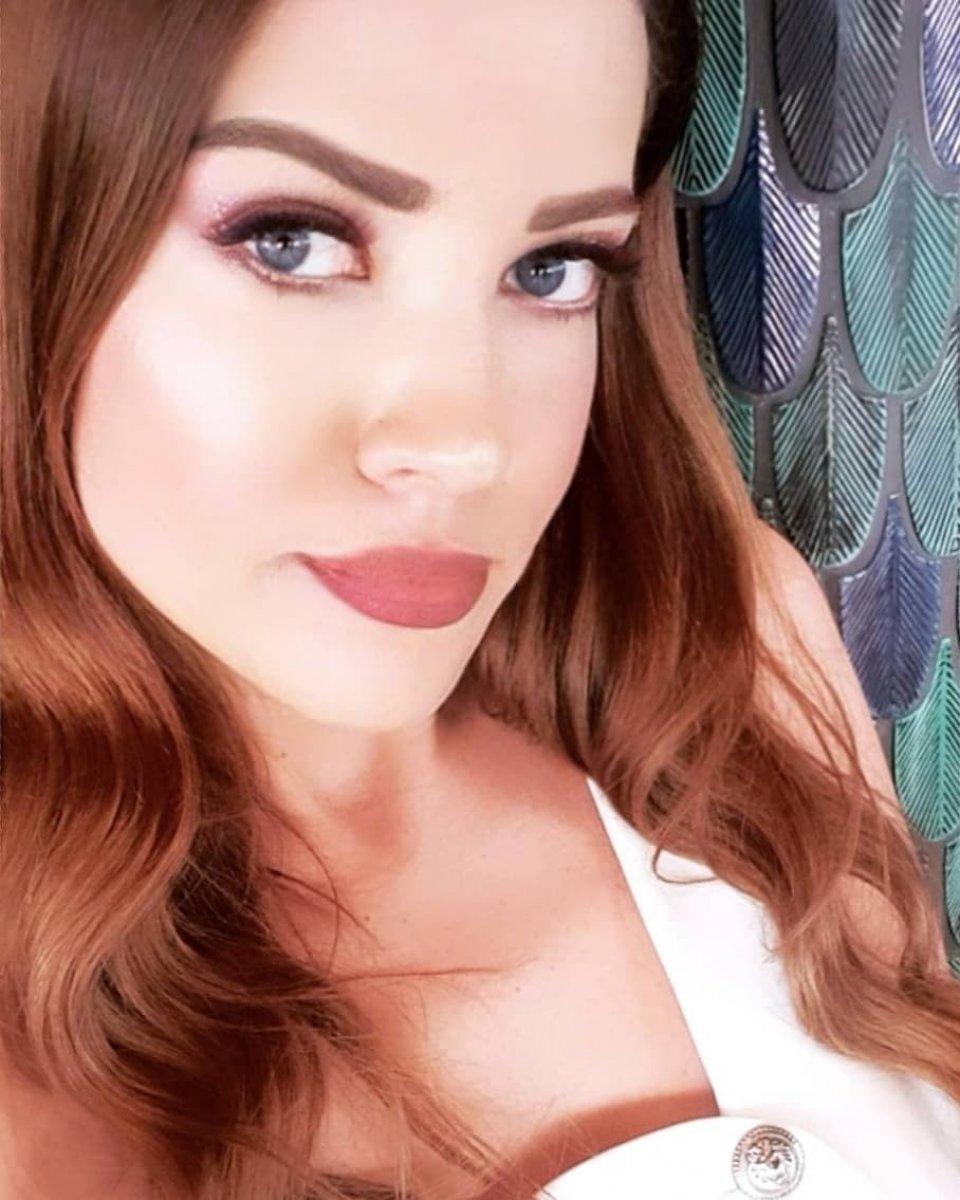 Kedisine maske takan Esra Sönmezer kimdir, kaç yaşında? Esra Sönmezer nereli?