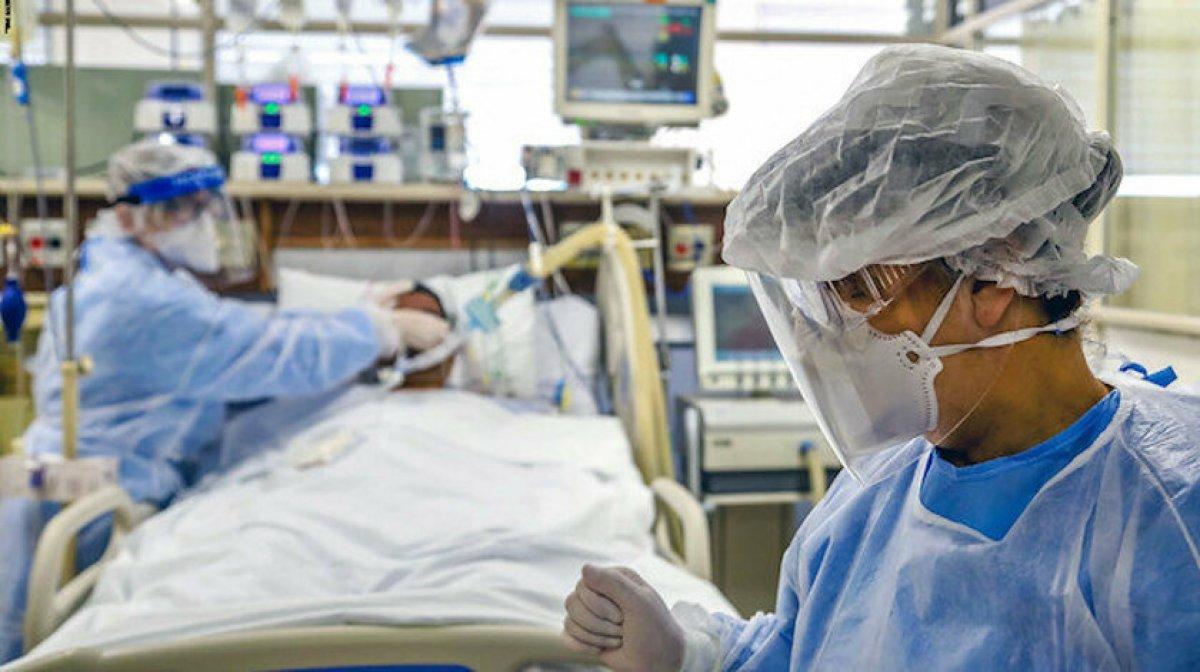 İngiltere'de test yetersizliği: Sağlıkçılar işe gidemiyor