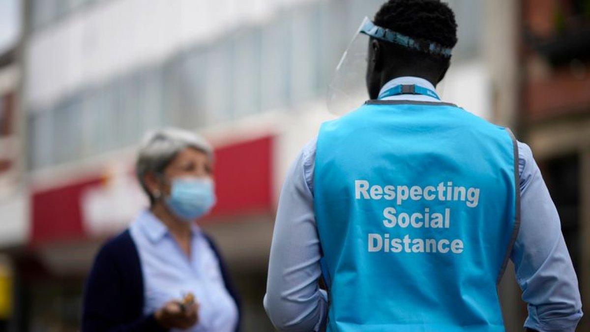 İngiltere'de mobil korona temas ve izleme uygulaması hayata geçti