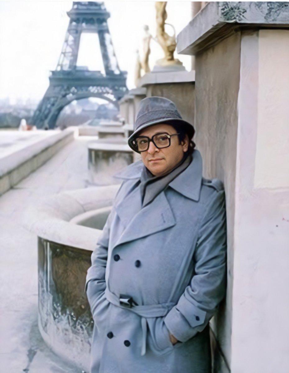 Sanat Güneşi Zeki Müren, vefatının 24'üncü yıl dönümünde anıldı