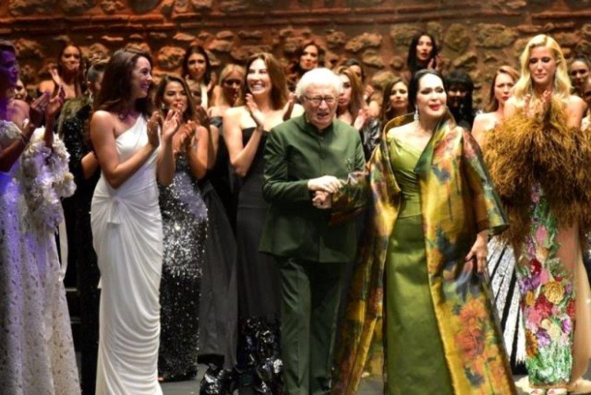 Son defilesini yapan Yıldırım Mayruk kimdir? Türkan Şoray, Yıldırım Mayruk'un son defilesinde yürüdü...