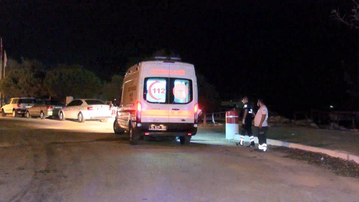 Kartal'da tartıştığı arkadaşını şişeyle kesti