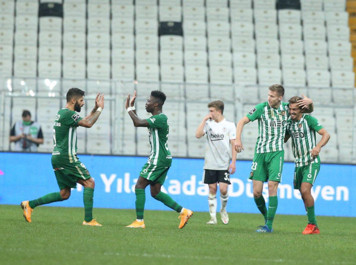 Rio Ave 11'inin maaşı Lens'in maaşından az