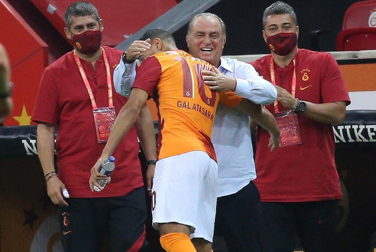 Younes Belhanda'ya yeni sözleşme