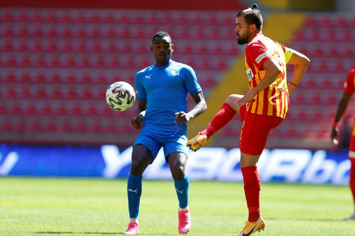 Erzurumspor, Kayserispor'u 3 golle geçti