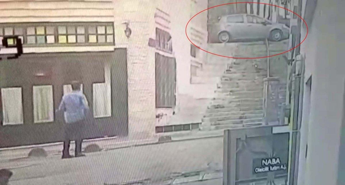 İstanbul'da yabancı uyruklu aileyi darp ederek gasp ettiler