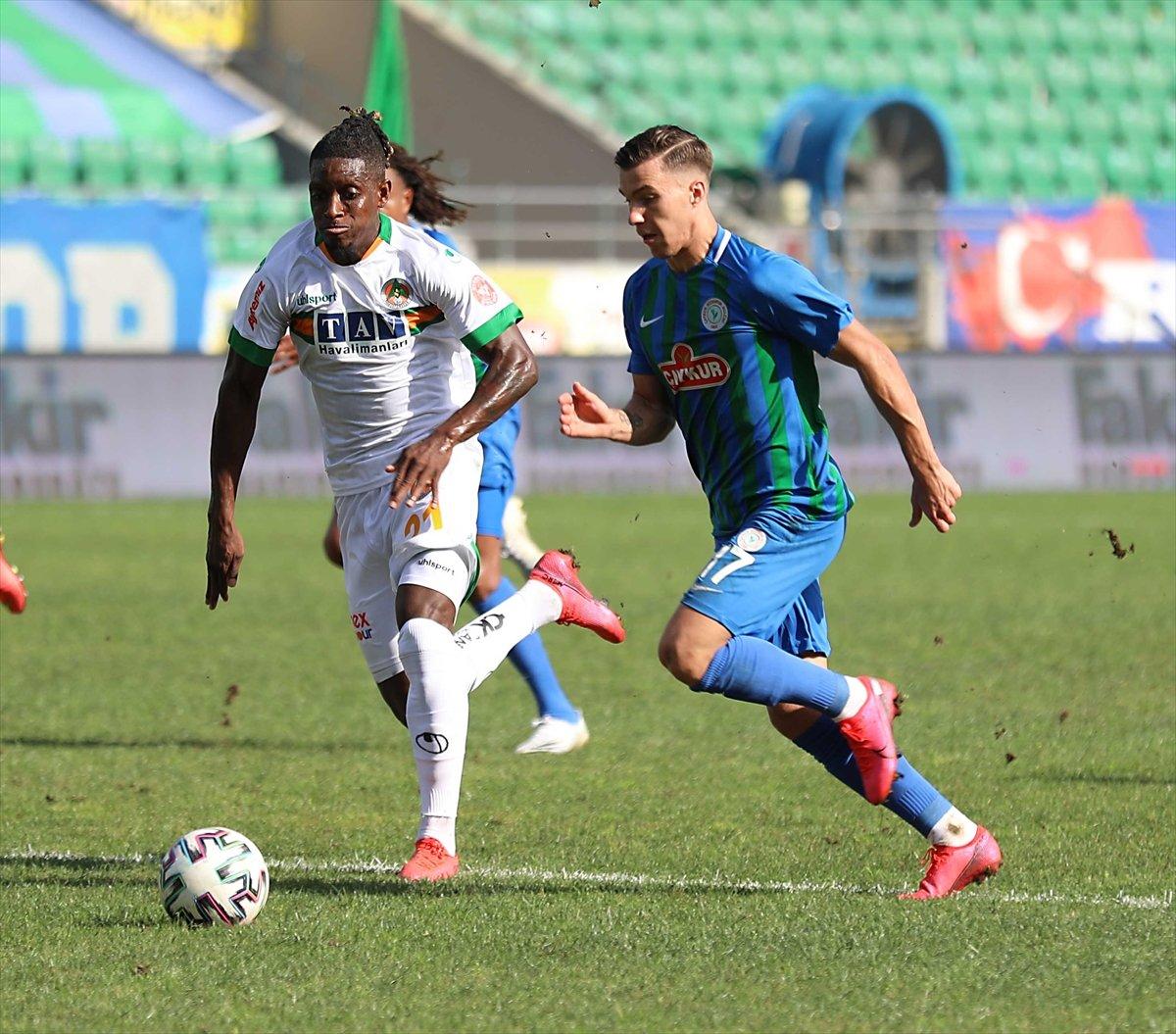 Remy ilk golünü attı, Rizespor puanla tanıştı