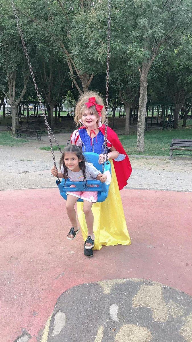 Diyarbakır’da su satan minik kıza duygulandıran sürpriz