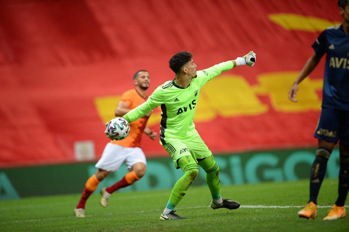 Derbide kaleciler hata yapmadı