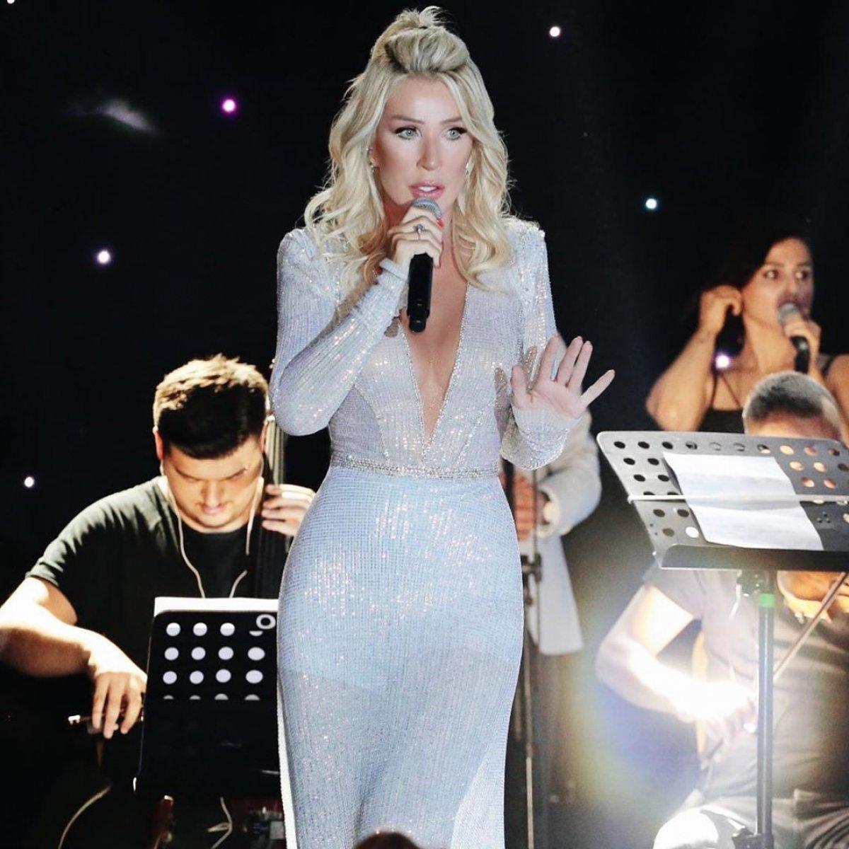 Seda Sayan, yüzüne estetik yaptırdı