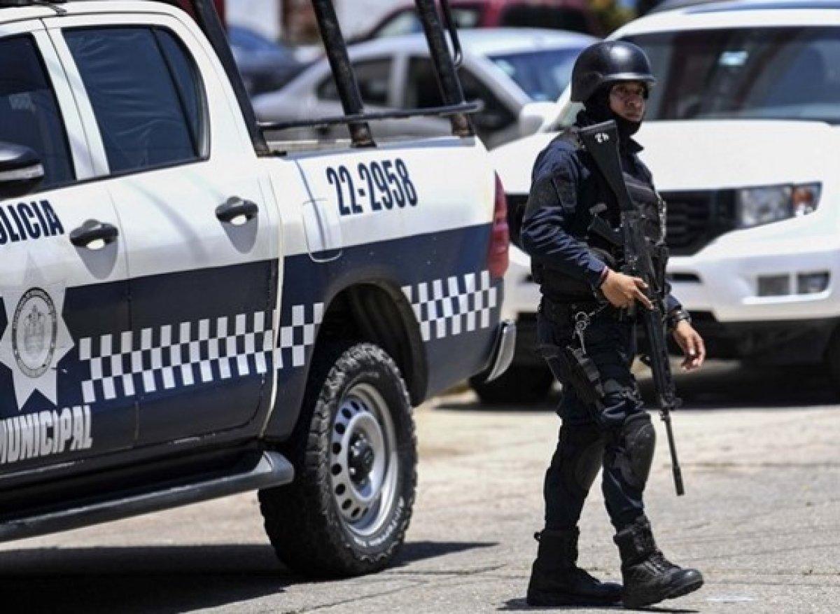 Meksika'da barda katliam