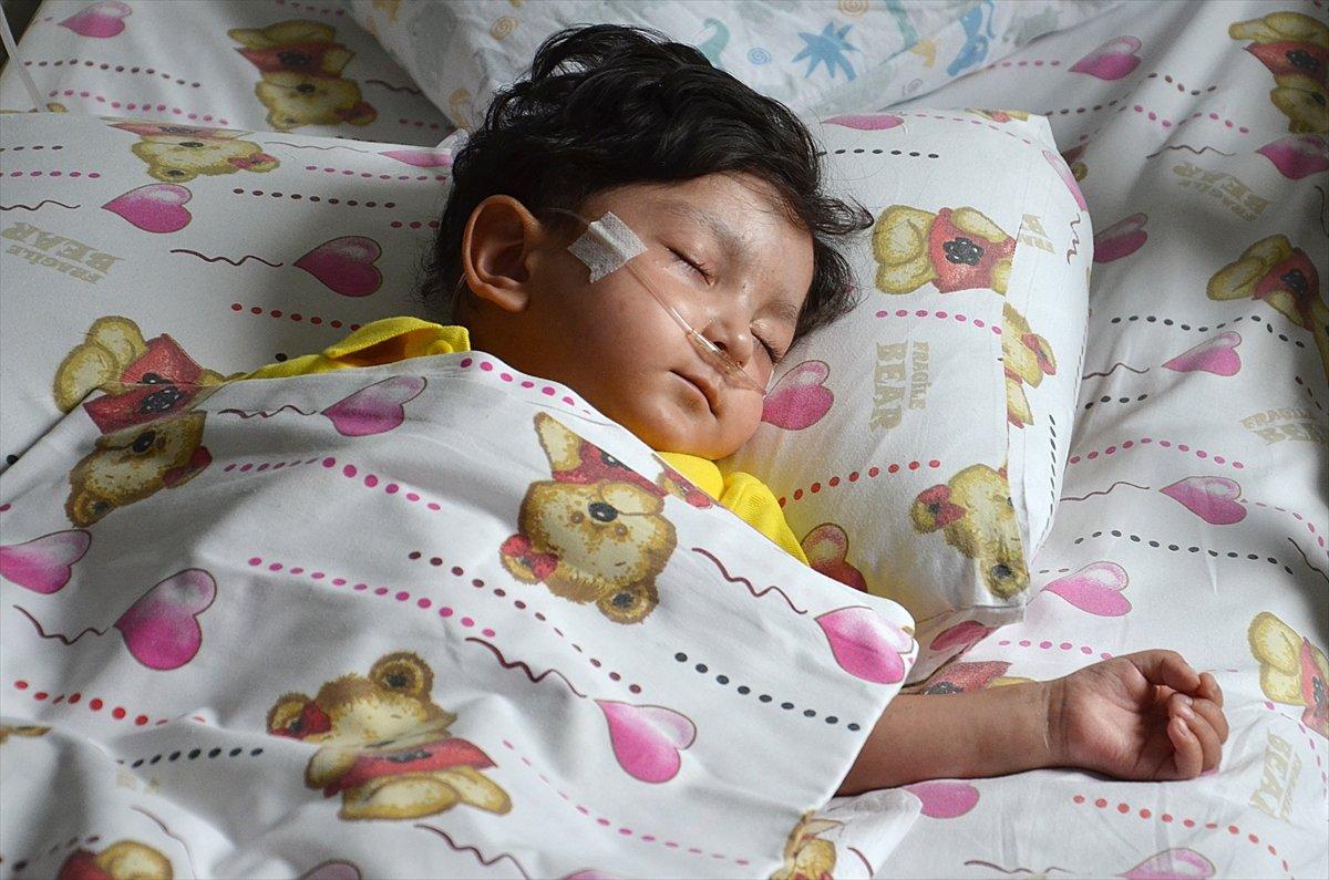 Minik Selahattin, 40 günlük yoğun bakım savaşını kazandı