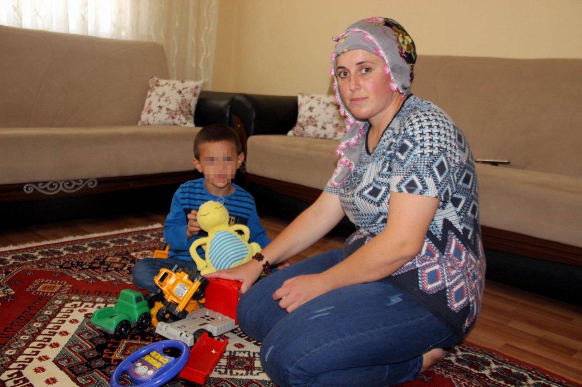 Kayseri'de 4 yaşındaki çocuğa tokat atan adam