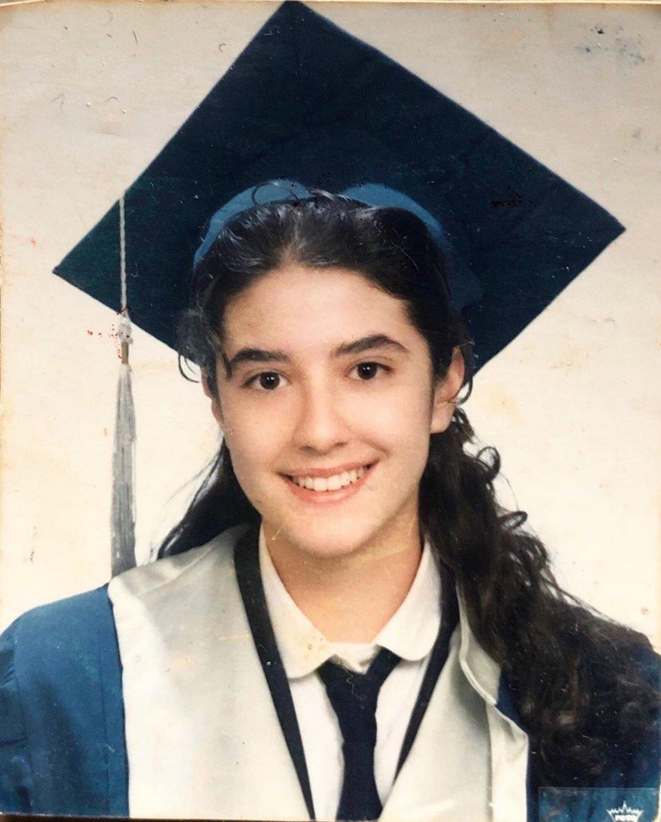 Başak Dizer, Kıvanç Tatlıtuğ'un eski fotoğrafını paylaştı