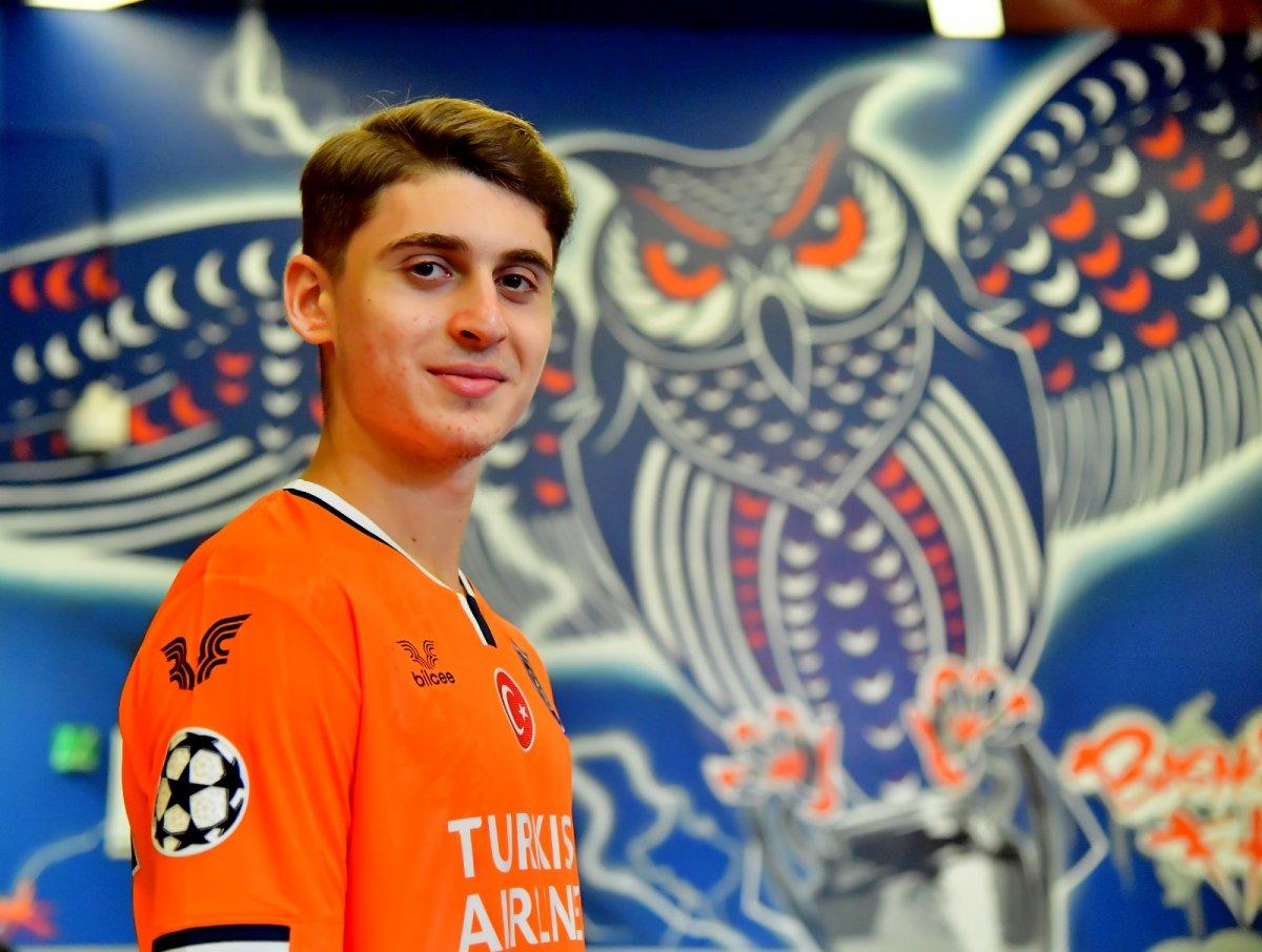 Ravil Tagir resmen Başakşehir'de