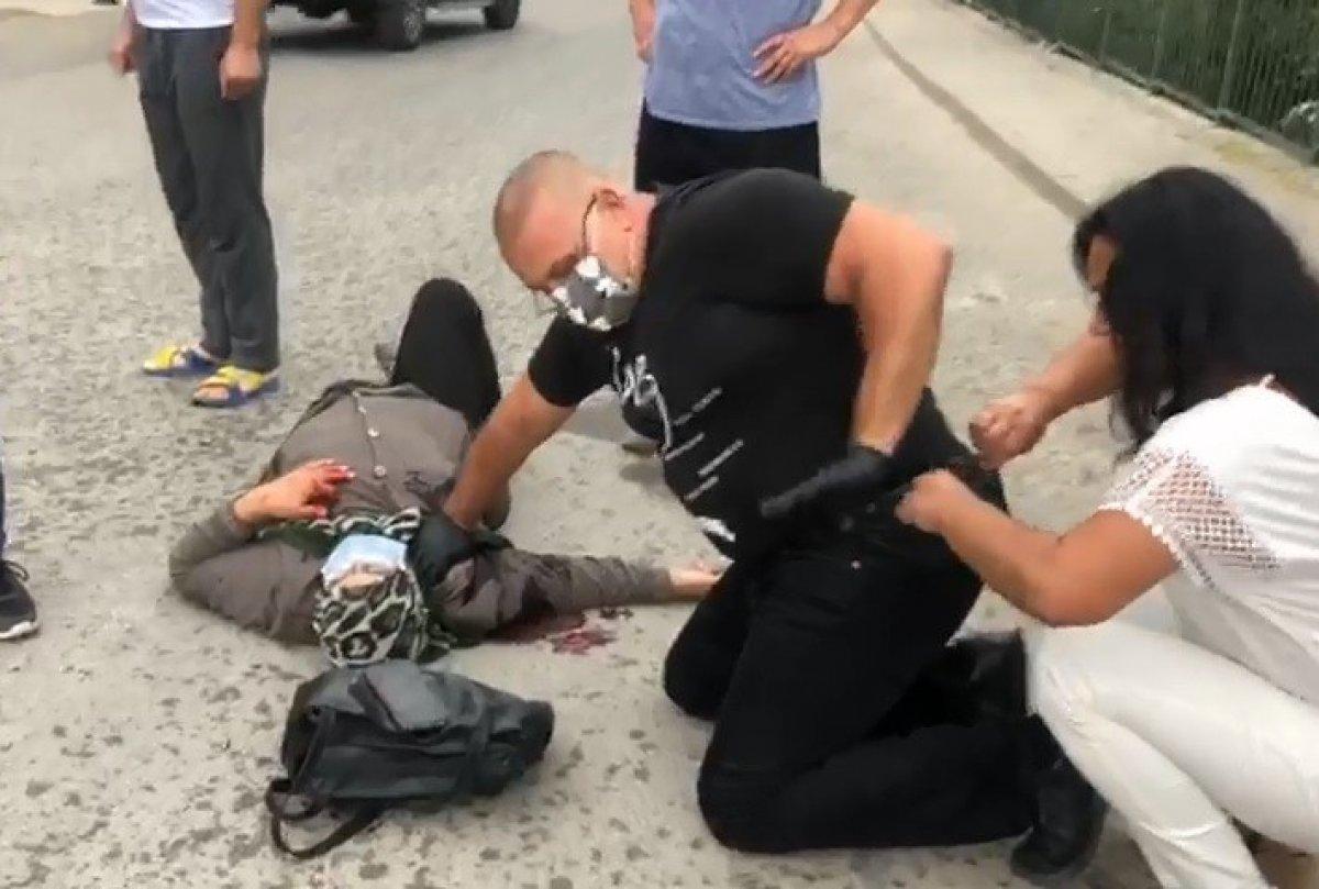 Bursa’da sokak ortasında vurulan kadını olay yerinden geçen doktor kurtardı
