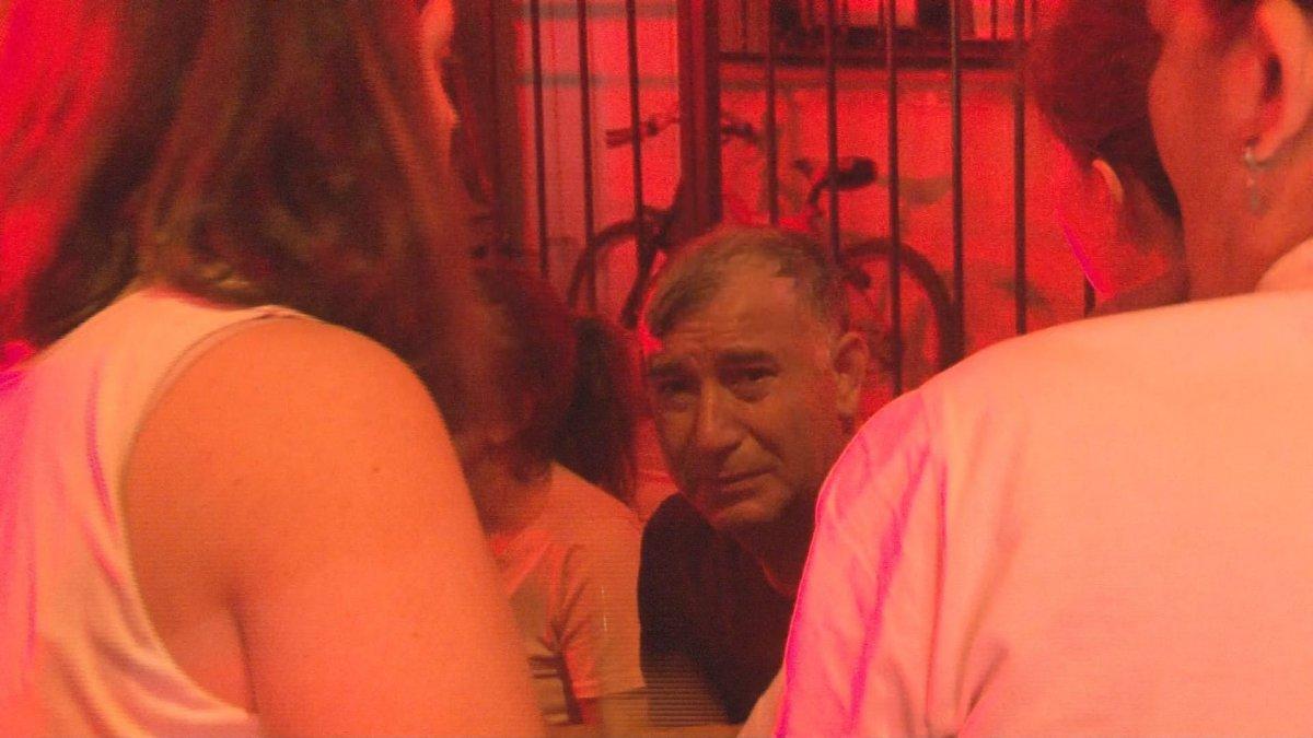 Bornova'da bir binanın teras katında piknik tüpü patladı