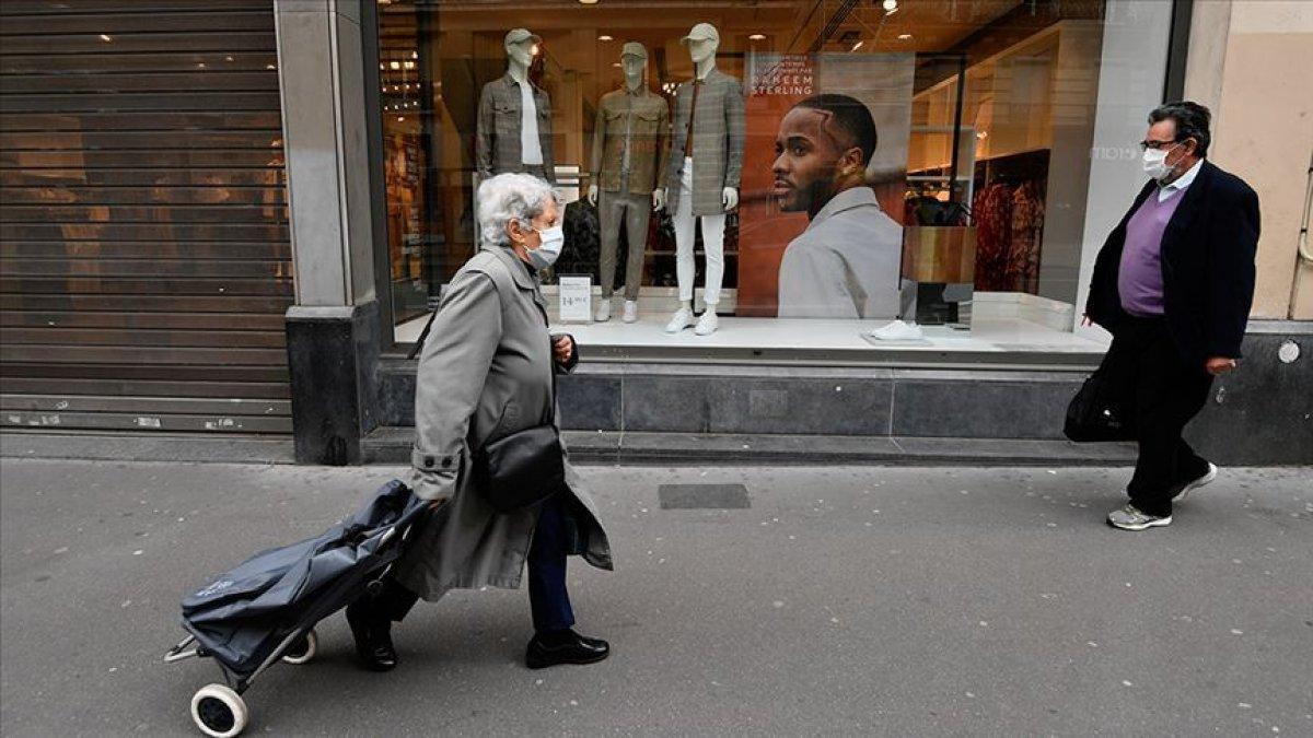 Fransa'da 8 bin 51 yeni vaka tespit edildi