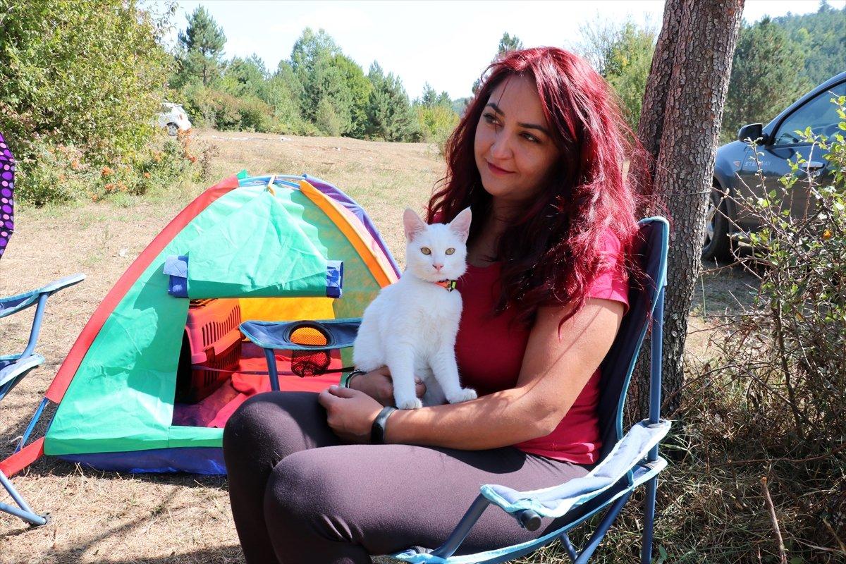 Düzce'de sosyal mesafeli doğa kampı