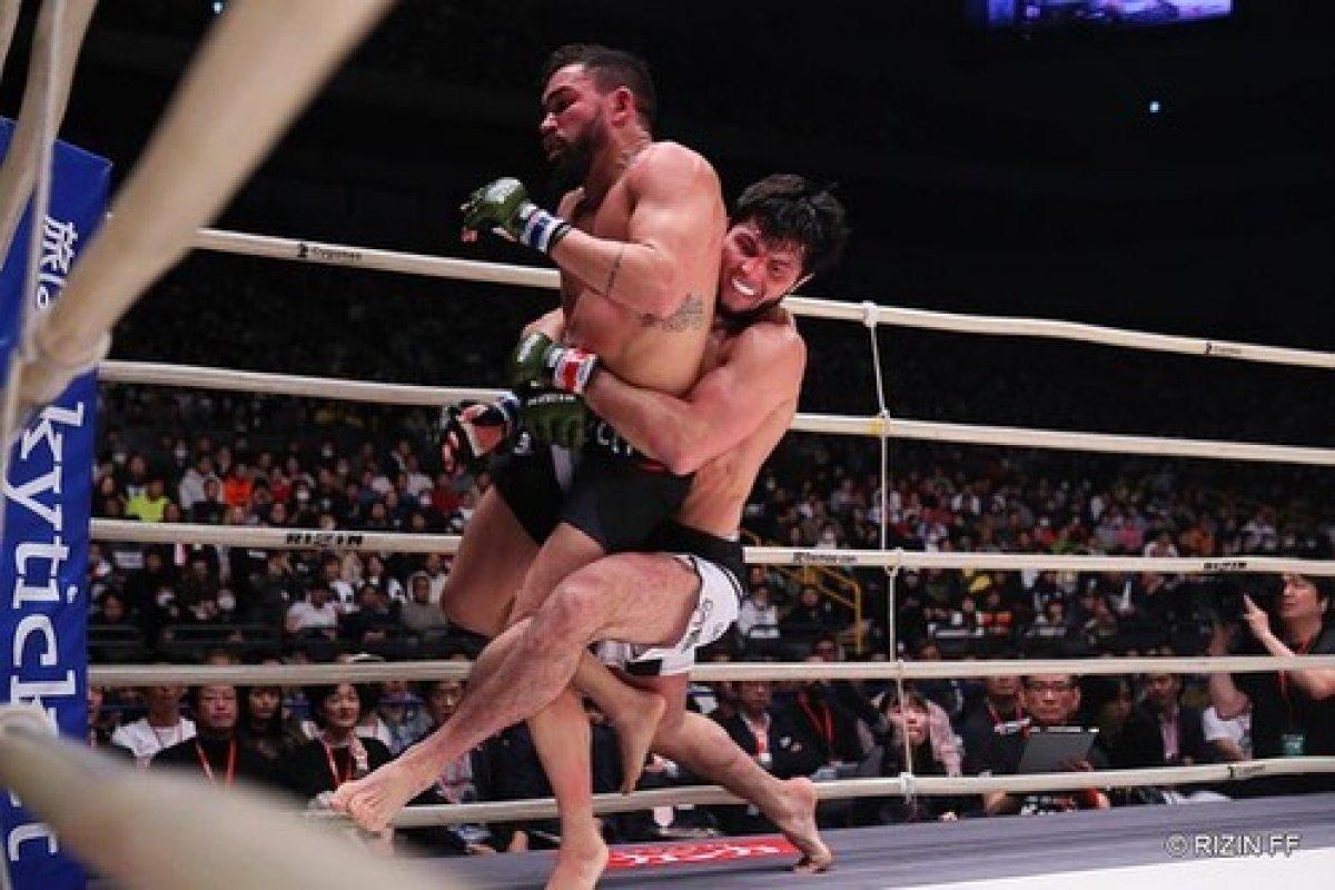 Azerbaycan'da karma dövüş sporcusu Tofiq Musayev orduya katıldı